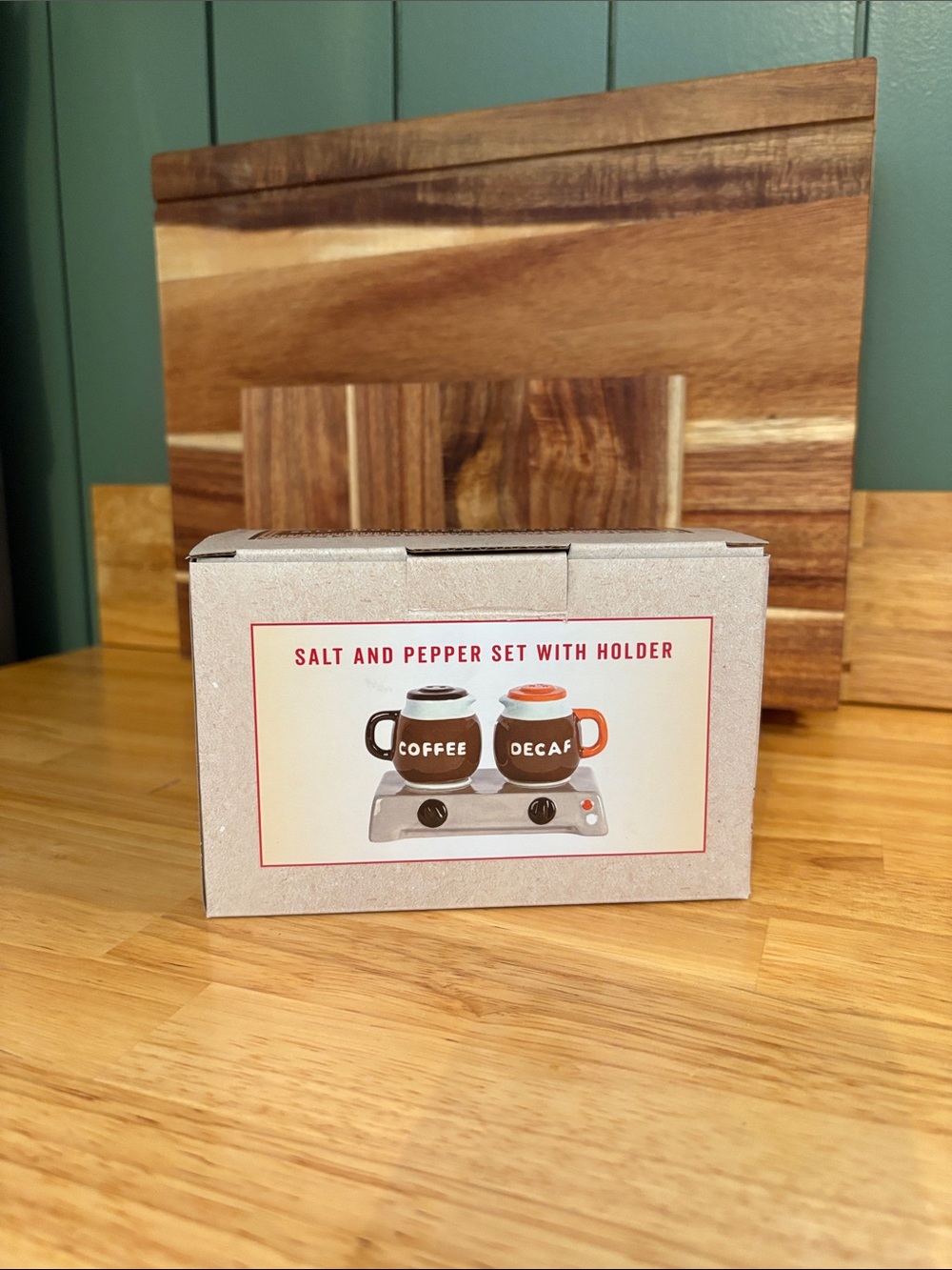 Cracker Barrel Coffee Pot Salt and Pepper Set